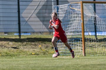 Bild 94 - wBJ Hamburger SV - Hertha BSC : Ergebnis: 5:2
